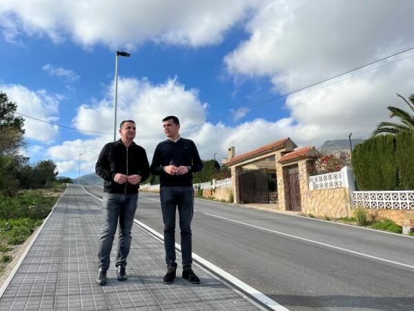 Finaliza la conexión peatonal y alumbrado entre Copet y Convent 