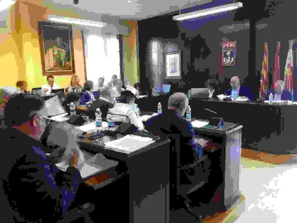 Los partidos de la Vila, menos Ciudadanos, se unen para proponer proyectos con el dinero de la venta de la parcela hotelera del Para&iacute;so  