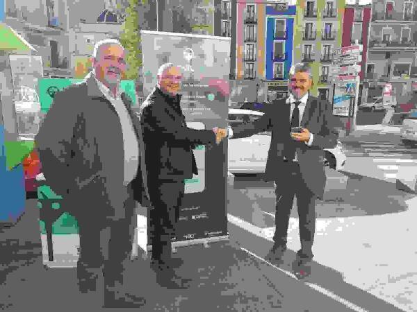 La Vila Joiosa presenta la aplicaci&oacute;n que permite pagar el estacionamiento regulado con el m&oacute;vil