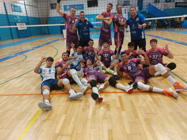 El Servigroup Playas de Benidorm sigue invicto tras vencer en un reñido encuentro al Marbella Costa del Voley (1-3) 