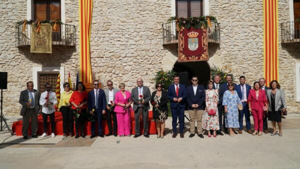 La Vila Joiosa celebra el 9 d’Octubre destacando la unión y el progreso de su pueblo 