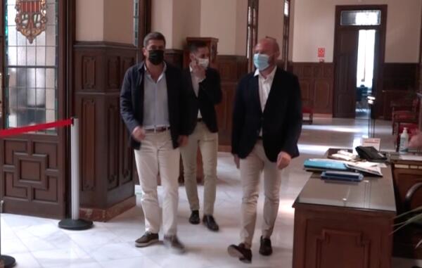 Mazón y el presidente de la Diputació de València destacan el papel de las diputaciones en la atención a los municipios 