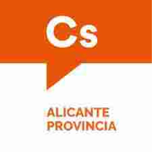 Ciudadanos lamenta que el Gobierno no apueste por ayudar al sector tur&iacute;stico y quiera asfixiarlo con grav&aacute;menes inasumibles. 