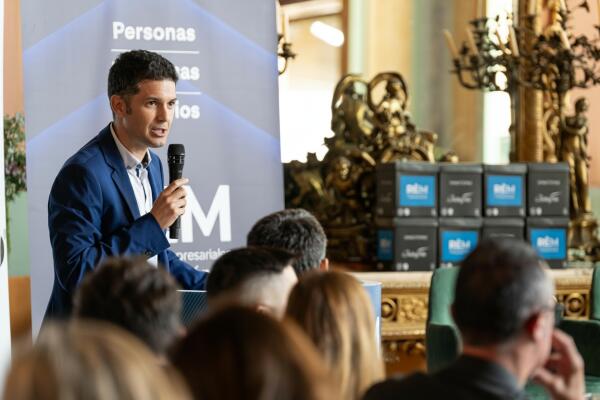 HOSBEC reivindica un &ldquo;turismo que suma&rdquo;: m&aacute;s empleo, m&aacute;s valor y m&aacute;s bienestar para todos.