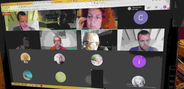 La conferencia on-line &ldquo;COVID-19 Literatura, TIC&hellip;&rdquo;  de la Seu congreg&oacute; a 58 personas.