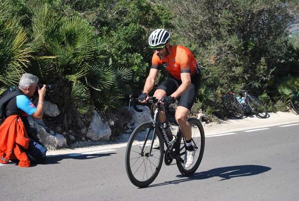 Ciclistas de la comarca en la Volta a la Marina y en Xàtiva.