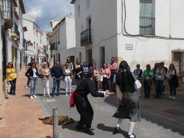 Prestreno de las visitas turísticas “teatralizadas” en La Nucía 