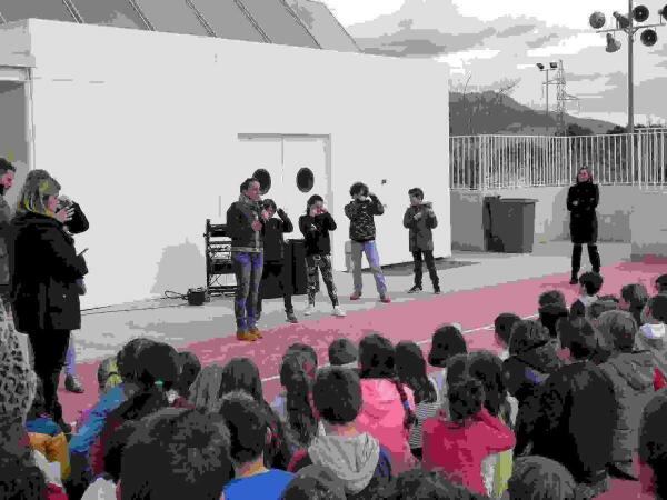 La Nuc&iacute;a &ldquo;educa en igualdad&rdquo; a los escolares en la Semana de la Mujer