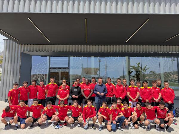 La selección española de Luchas Olímpicas se concentra en La Nucía