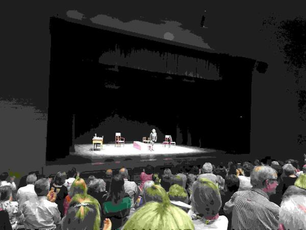 Lola Herrera llen&oacute; l&rsquo;Auditori de La Nuc&iacute;a con  &ldquo;Cinco Horas con Mario&rdquo;