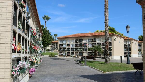 Benidorm lanzar&aacute; un nuevo Taller de Empleo para formar a 20 personas en atenci&oacute;n al ciudadano y mantenimiento de cementerios