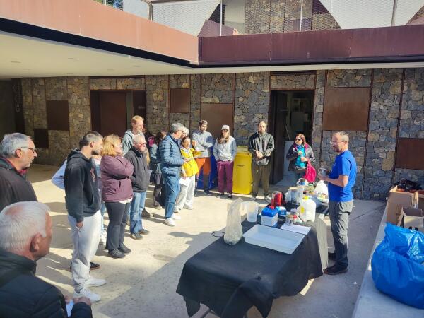 El CEM La Nucia acogi&oacute; un curso de cultivo de setas en tronco 