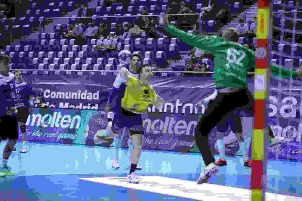 El Balonmano Benidorm se queda cerca de repetir la gesta.