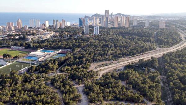 Benidorm lanzará un nuevo Taller de Empleo para formar a 20 personas en conservación forestal y promoción del deporte