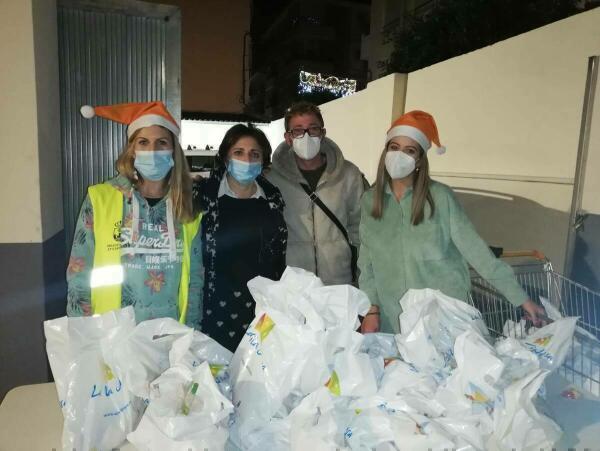 La Vila Joiosa celebra su IV San Silvestre en un ambiente festivo y familiar